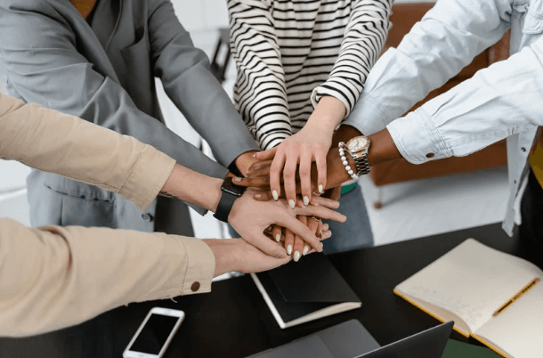 Discrimination au logement et obligation de formation